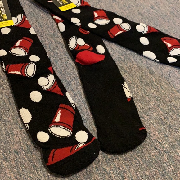 Beer Pong Socks - Pack of 2 - Picture 2 of 7